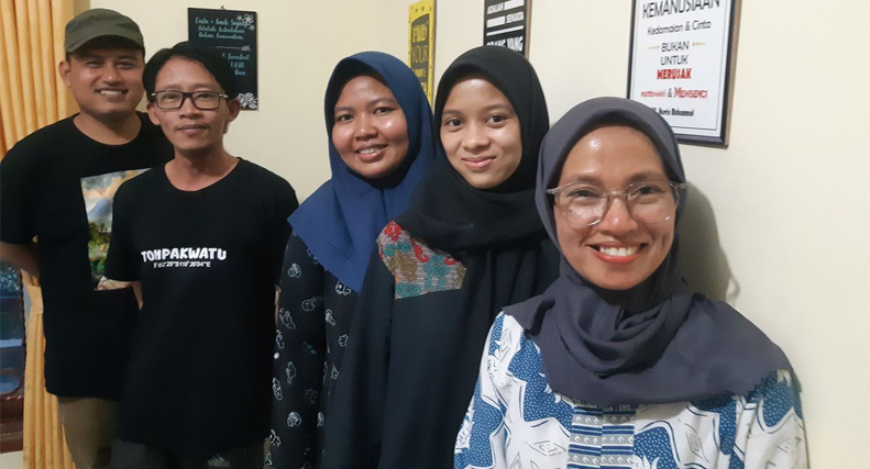 Asih Widyowati, Love for Women and Children