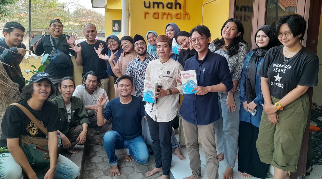 Buku “Queer Menafsir” Dibedah di Umah Ramah