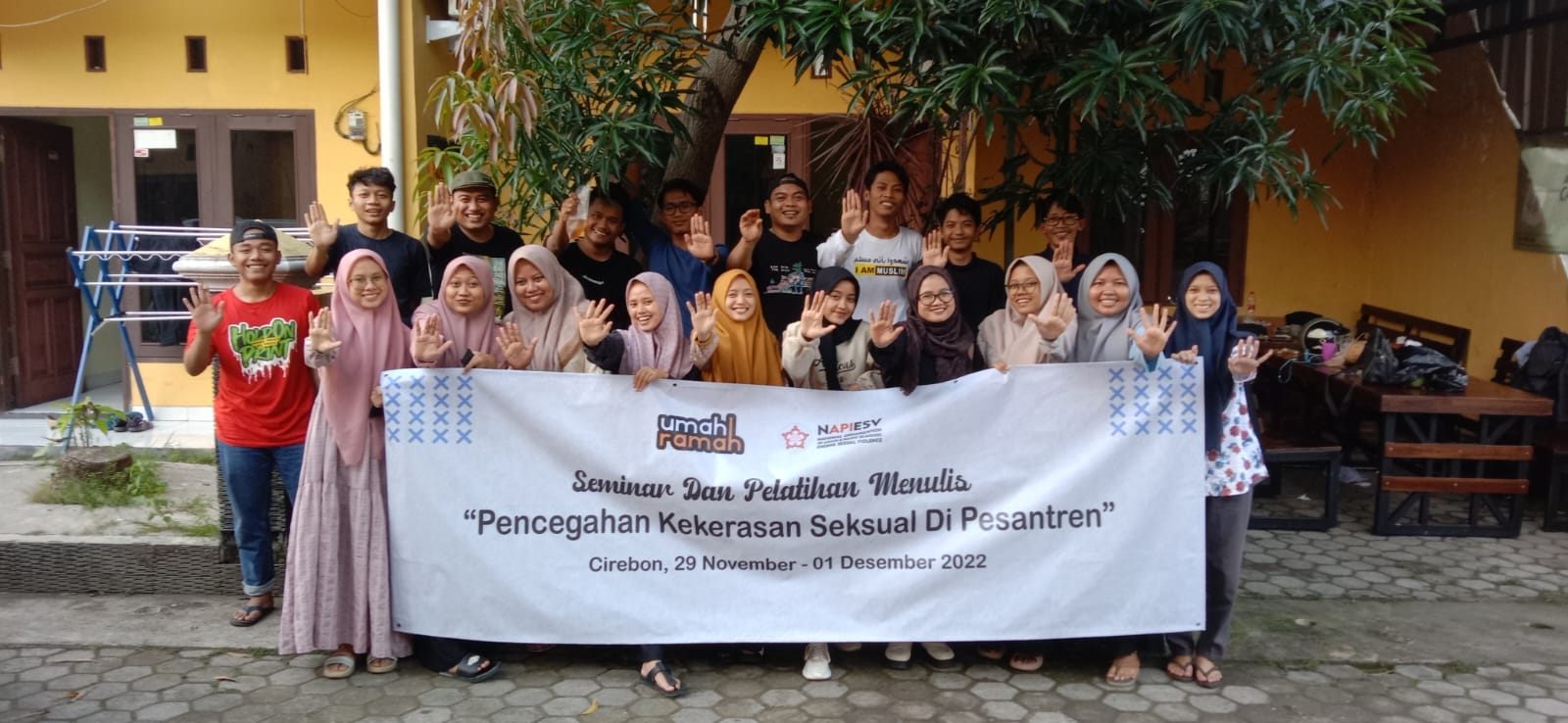 Santri Diajak Belajar Menulis Tema Seksualitas dan Kekerasan Seksual