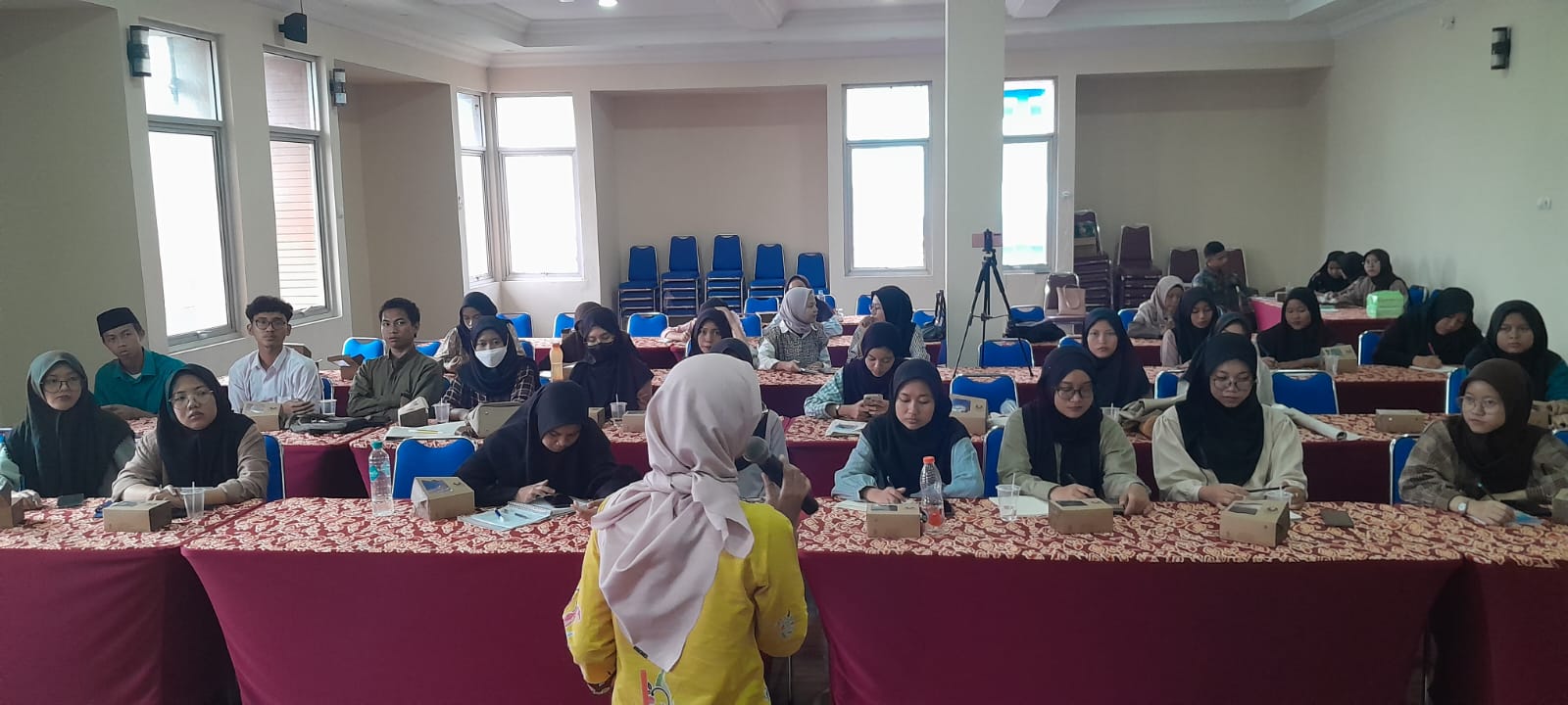 Umah Ramah Memberikan Penguatan Relawan Kampus